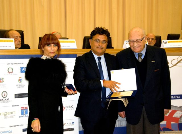 Marcello Veneziani riceve il premio speciale in Giornalismo